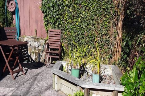 Photo of property in 13 Roslyn Road, Bluff Hill, Napier, 4110