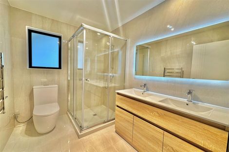 Photo of property in 8 Rorotu Avenue, Karaka, Papakura, 2113