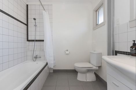 Photo of property in 2/1116 Outram Road, Akina, Hastings, 4122