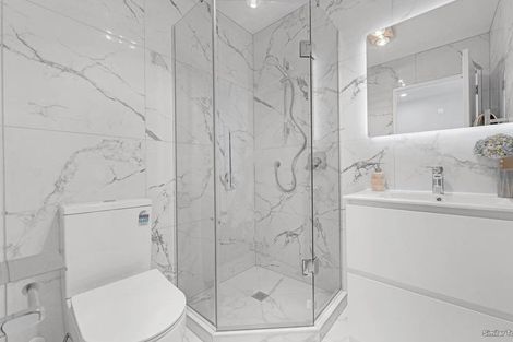 Photo of property in 5/17 Barneys Farm Road, Clendon Park, Auckland, 2103