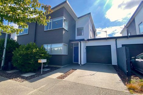 Photo of property in 38 Menin Gate Crescent, Broomfield, Christchurch, 8042