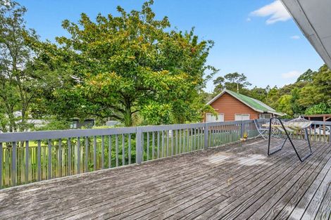 Photo of property in 8 Wirihana Road, Titirangi, Auckland, 0604