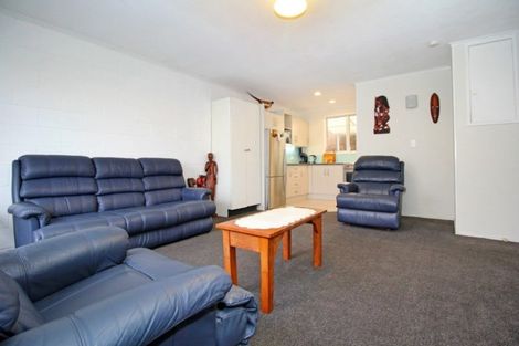Photo of property in 2/37 Hillside Road, Papatoetoe, Auckland, 2025