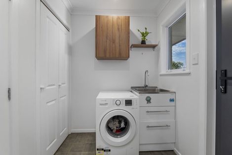 Photo of property in 135 Brecon Road, Stratford, 4332