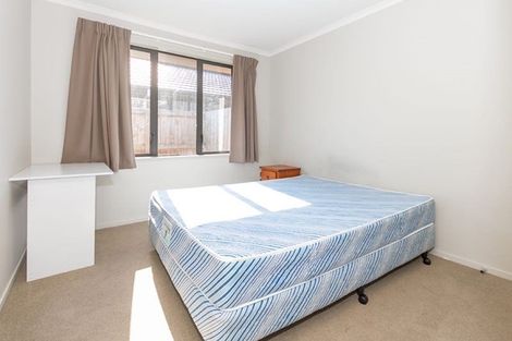 Photo of property in 102u3 Old Farm Road, Hamilton East, Hamilton, 3216
