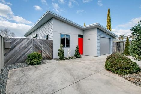 Photo of property in 37 Pembroke Street, Taradale, Napier, 4112