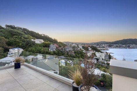 Photo of property in 4a/22 Telford Terrace, Oriental Bay, Wellington, 6011