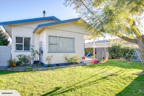 Photo of property in 28 Bowling Road, Greenmeadows, Napier, 4112