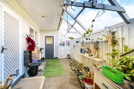 Photo of property in 124a Milson Line, Milson, Palmerston North, 4414