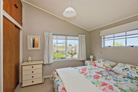 Photo of property in 34 Kent Terrace, Taradale, Napier, 4112