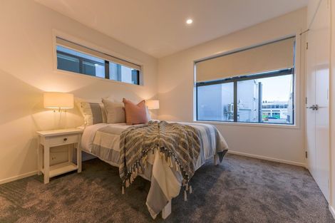 Photo of property in 2/100 Office Road, Merivale, Christchurch, 8014