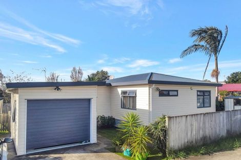 Photo of property in 32d Gifford Road, Papatoetoe, Auckland, 2025
