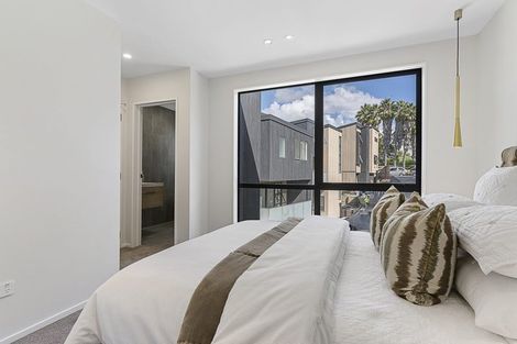 Photo of property in 3/165 Wellington Street, Howick, Auckland, 2014