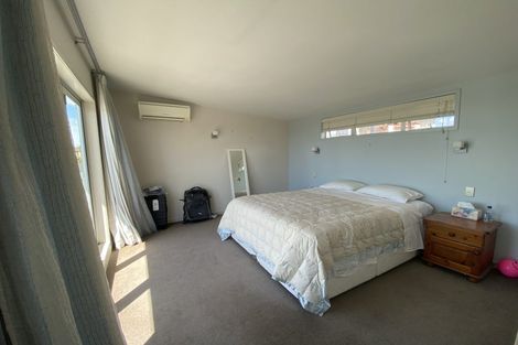 Photo of property in 47 Spinnaker Drive, Te Atatu Peninsula, Auckland, 0610