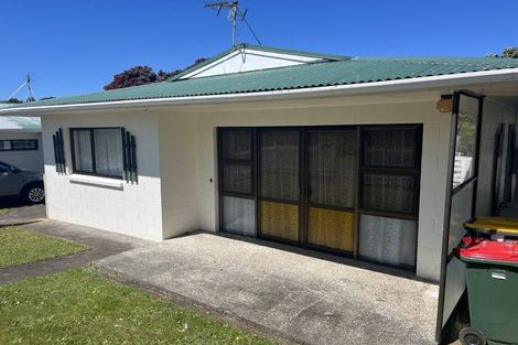 Photo of property in 5a/2 Tahurangi Place, Spotswood, New Plymouth, 4310