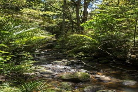 Photo of property in 384 Mangakura Road, Helensville, 0875