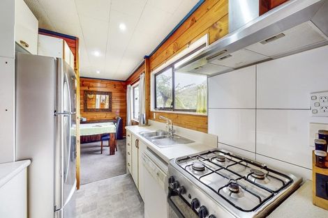 Photo of property in 97 Thurleigh Grove, Karori, Wellington, 6012