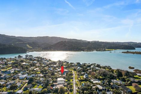 Photo of property in 25 Harbour View Road, Point Wells, Warkworth, 0986