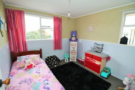 Photo of property in 32 Edinburgh Street, Tokoroa, 3420
