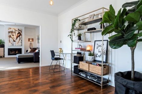 Photo of property in 11 Glenpark Crescent, Bethlehem, Tauranga, 3110