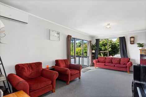 Photo of property in 25 Dingadee Street, Welcome Bay, Tauranga, 3112