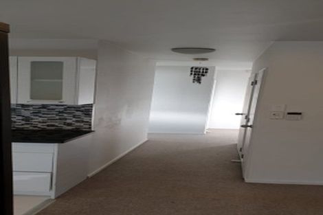 Photo of property in 27 Dovey Place, Massey, Auckland, 0614