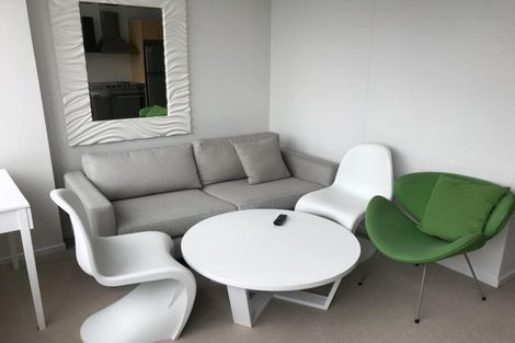 Photo of property in Twin Towers, 811/17 Putney Way, Manukau, Auckland, 2104