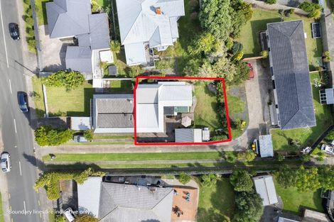 Photo of property in 2/2a Eskdale Road, Birkdale, Auckland, 0626