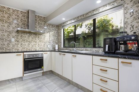 Photo of property in 2/27 Rata Street, New Lynn, Auckland, 0600