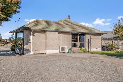 Photo of property in 409 Main Road North, Redwood, Christchurch, 8051