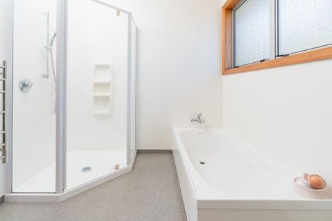 Photo of property in 20b Argentine Avenue, Miramar, Wellington, 6022