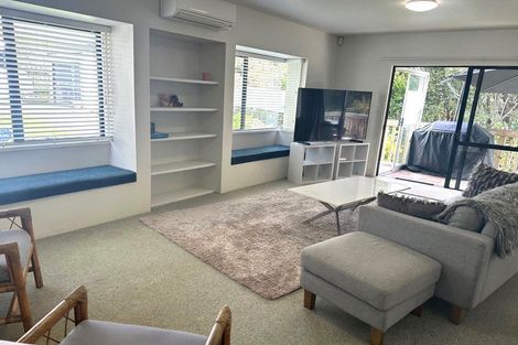 Photo of property in 21 Haruru Falls Road, Haruru, 0204