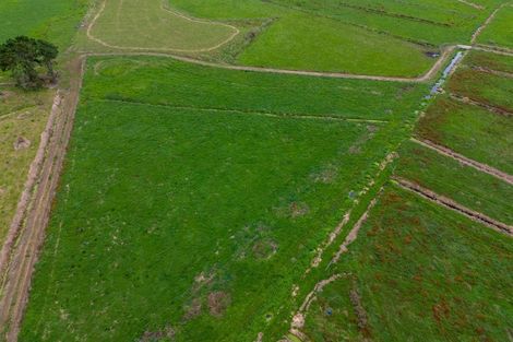 Photo of property in 78 Takapu Road, Manakau, 5573