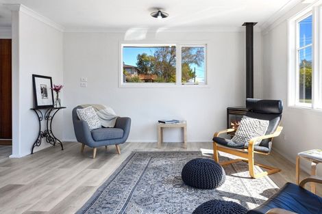 Photo of property in 66 Matuku Street, Two Mile Bay, Taupo, 3330