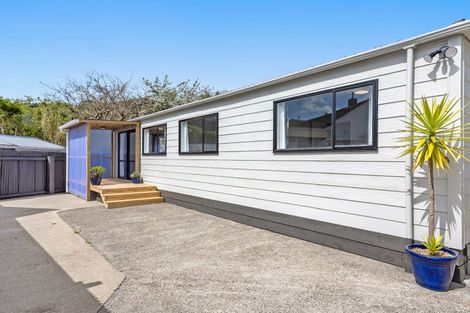 Photo of property in 16a Watkins Grove, Taita, Lower Hutt, 5011