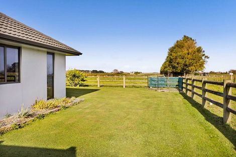 Photo of property in 105 Mawhitiwhiti Road, Normanby, Hawera, 4675