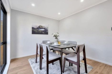 Photo of property in 1/72 Howe Street, Howick, Auckland, 2014