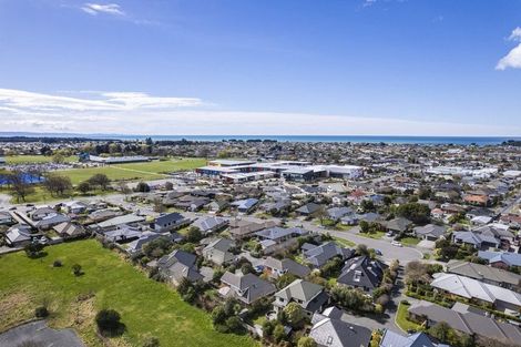 Photo of property in 56 Blue Gum Place, New Brighton, Christchurch, 8083