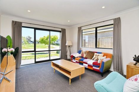 Photo of property in 16 Streamside Terrace, Kaiapoi, 7630
