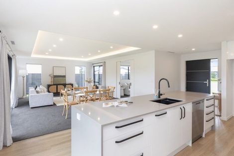 Photo of property in 11 Saint James Place, Rangiora, 7400