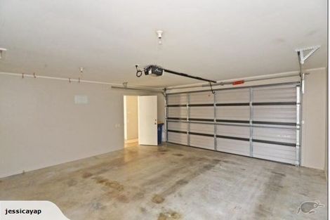 Photo of property in 32 Espalier Drive, Henderson, Auckland, 0612