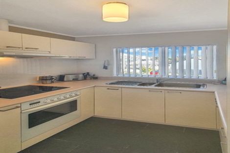 Photo of property in 43a Central Park Drive, Te Atatu South, Auckland, 0610