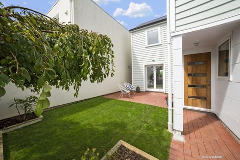 Photo of property in 36u5 Dee Street, Island Bay, Wellington, 6023