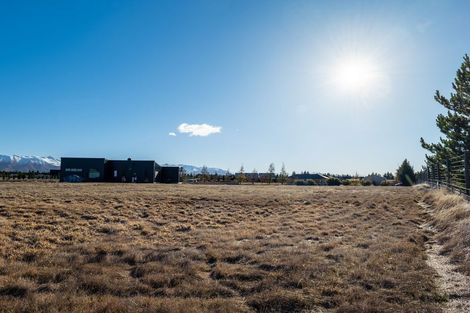 Photo of property in 4 Neuman Road, Twizel, 7901