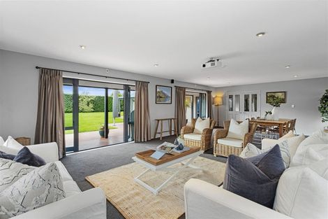 Photo of property in 4 Westall Lane, Avonhead, Christchurch, 8042