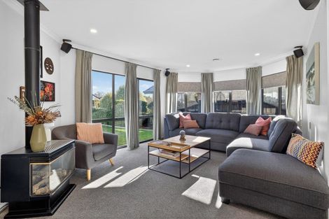 Photo of property in 14 Pascoe Drive, Woodend, 7610