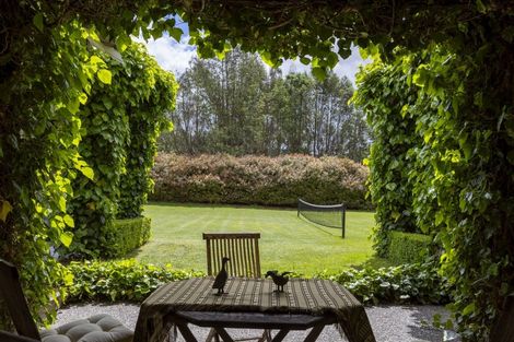 Photo of property in 365 Whangamata Road, Kinloch, Taupo, 3377