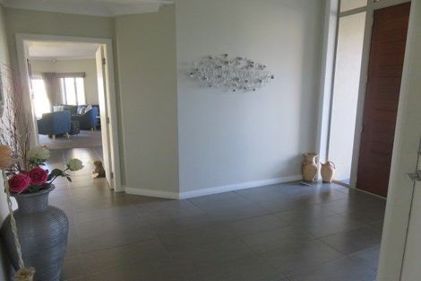 Photo of property in 2 Oldfield Court, Huntington, Hamilton, 3210