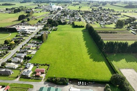 Photo of property in 93 Seaward Road, Edendale, 9825