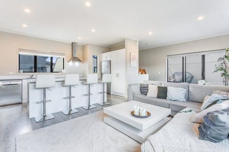 Photo of property in 37 Kerewhenua Crescent, Hobsonville, Auckland, 0616